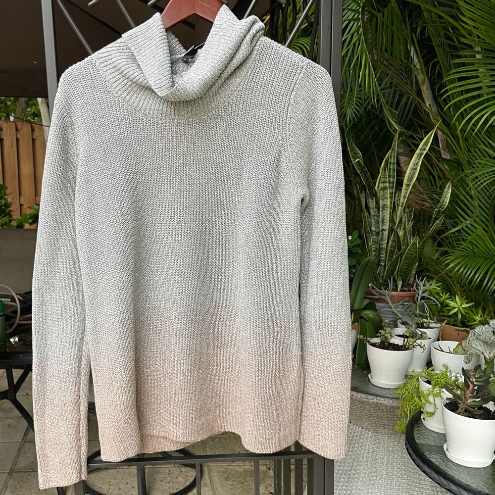 Xl shiny sweater